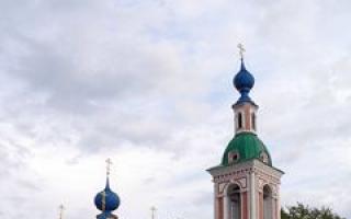 Kuil di wilayah Yaroslavl, distrik Uglich Gereja Tsarevich Dimitri